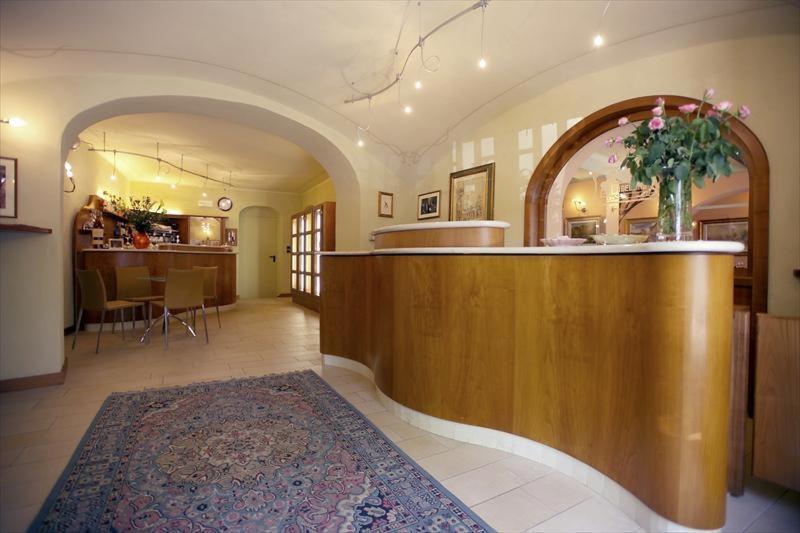 Albergo Badellino Bra Buitenkant foto